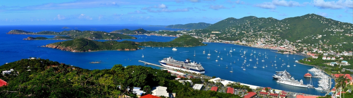 Charlotte Amalie United States Virgin Islands. Panorama. Nikon D3100. DSC_0223-0236. (Robert Pittman)  [flickr.com]  CC BY-ND 
Informations sur les licences disponibles sous 'Preuve des sources d'images'