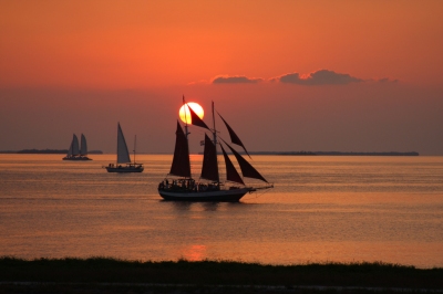 Key West SunSets (Serge Mashtakoff)  [flickr.com]  CC BY 
Informations sur les licences disponibles sous 'Preuve des sources d'images'