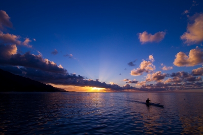 Moorea' Sunset (Marc CARAVEO)  [flickr.com]  CC BY-ND 
Informations sur les licences disponibles sous 'Preuve des sources d'images'