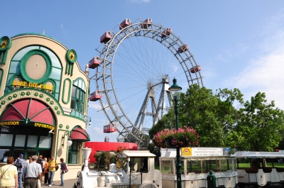 Prater park, Vienna, Austria (Francisco Antunes)  [flickr.com]  CC BY 
Informations sur les licences disponibles sous 'Preuve des sources d'images'