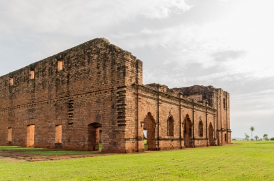 Ruinas de trinidad (Niels Mickers)  [flickr.com]  CC BY 
Informations sur les licences disponibles sous 'Preuve des sources d'images'