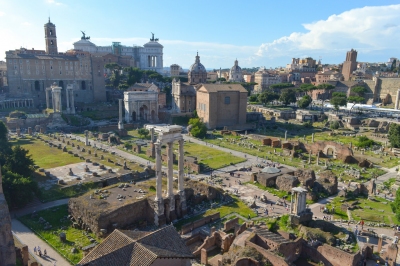 The Roman Forum (Francisco Anzola)  [flickr.com]  CC BY 
Informations sur les licences disponibles sous 'Preuve des sources d'images'