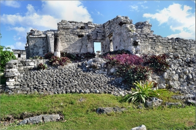 Tulum Ruins 8. Mayan Ruin.  Nikon D3100. DSC_0292. (Robert Pittman)  [flickr.com]  CC BY-ND 
Informations sur les licences disponibles sous 'Preuve des sources d'images'