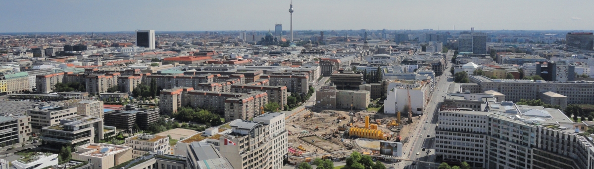 View from the Sonycentre, Berlin, Germany (Berit Watkin)  [flickr.com]  CC BY 
Informations sur les licences disponibles sous 'Preuve des sources d'images'